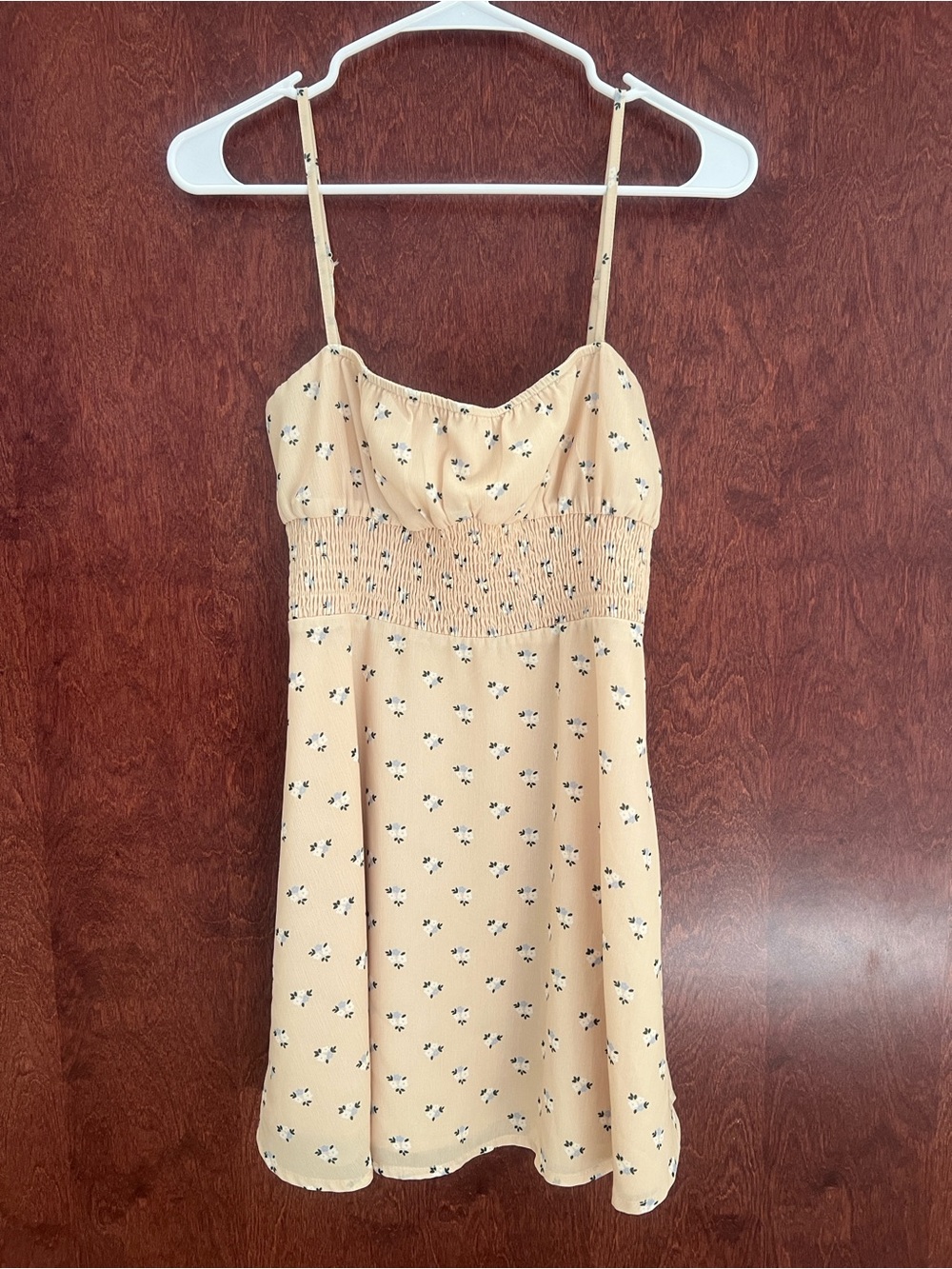 Princess Polly Sleeveless Floral Smocked Sundress, size 4
